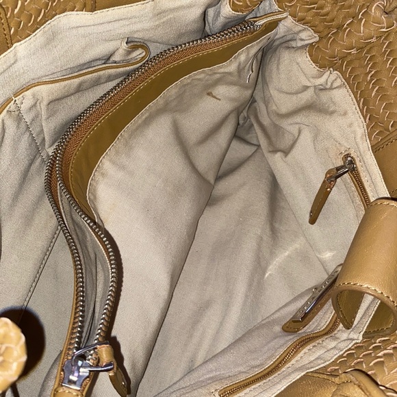 Eileen west purse like new - Picture 7 of 9